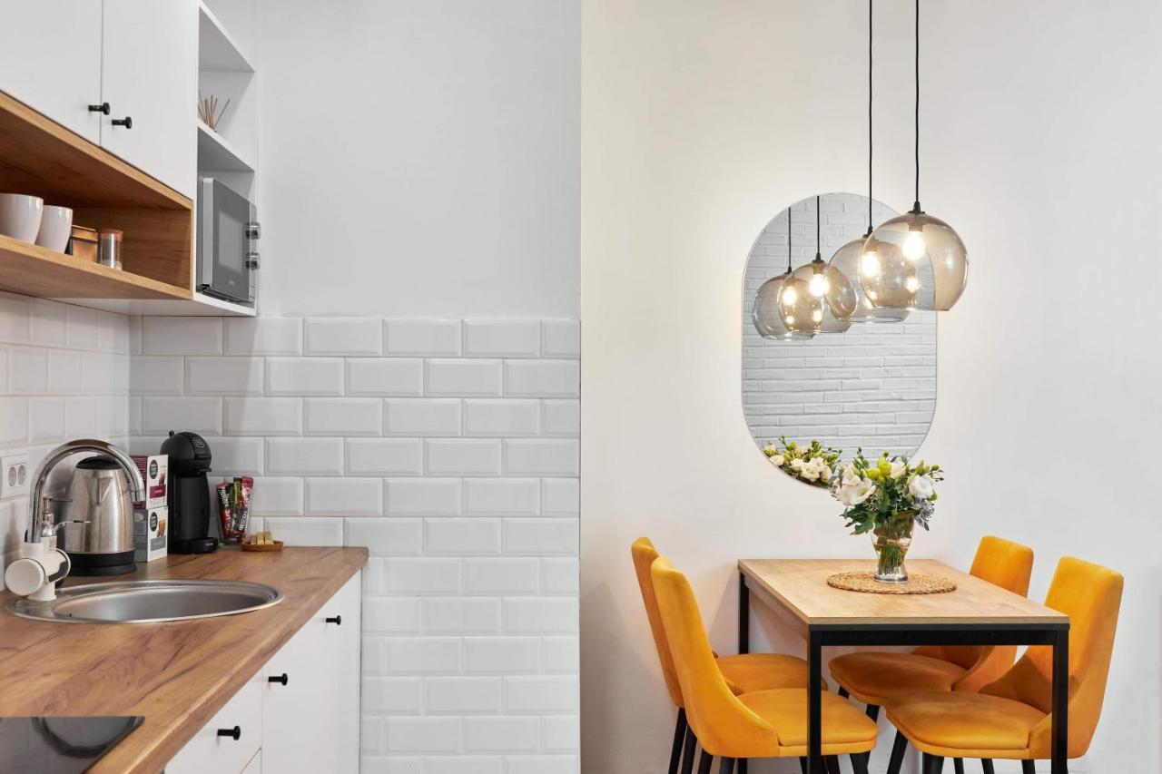 Modern Living Apt - Emberly - Private Parking 诺威萨 外观 照片